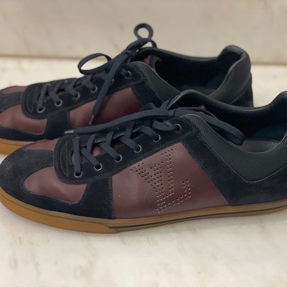 Louis Vuitton men’s sneaker size 10.5 - Picture 1 of 7
